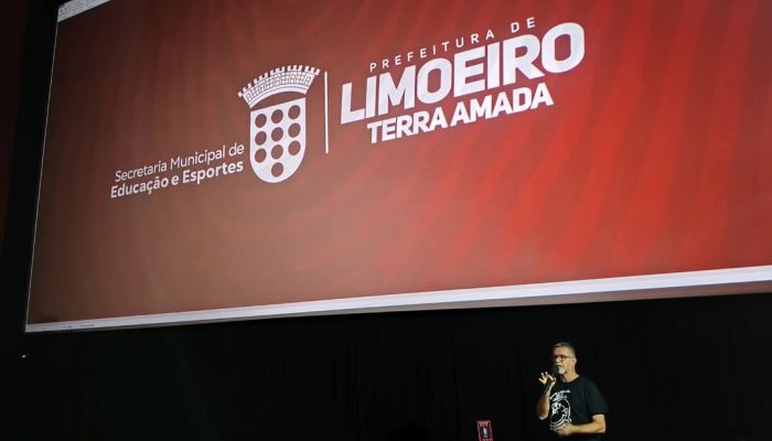 ‘Ainda Estou Aqui’ é apresentado para professores da Educação Municipal de Limoeiro na Formação em Rede