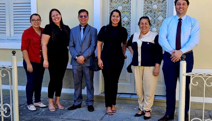 Comitiva da FACAL visita sede do Conselho Estadual de Educação de Pernambuco